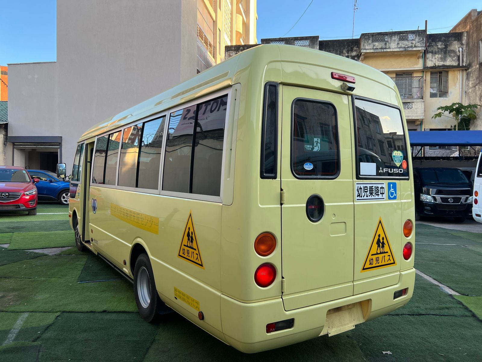 MITSUBISHI FUSO ROSA - smart dream cars Mombasa